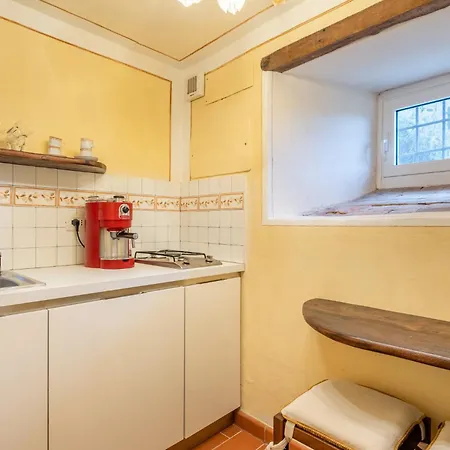 Grillo Rosso Taverna Alloggio per agriturismo Molazzana